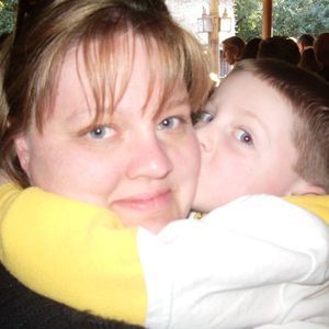 Meet your Posher, Nikie